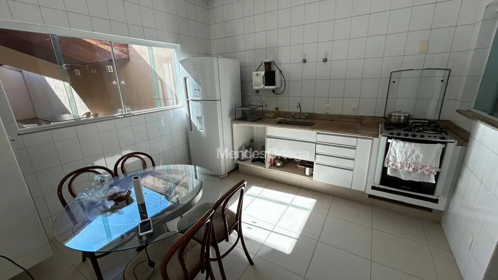 Casa, 3 quartos, 217 m² - Foto 8