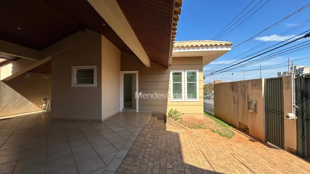 Casa, 3 quartos, 217 m² - Foto 4