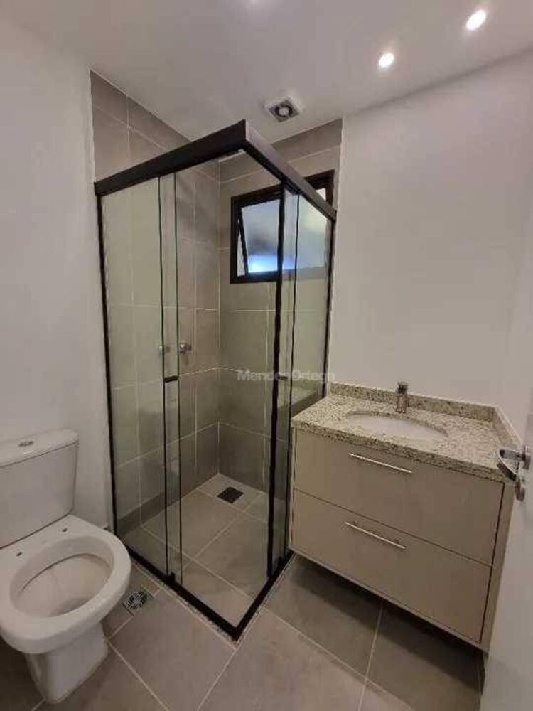 Apartamento à venda com 2 quartos, 67m² - Foto 1