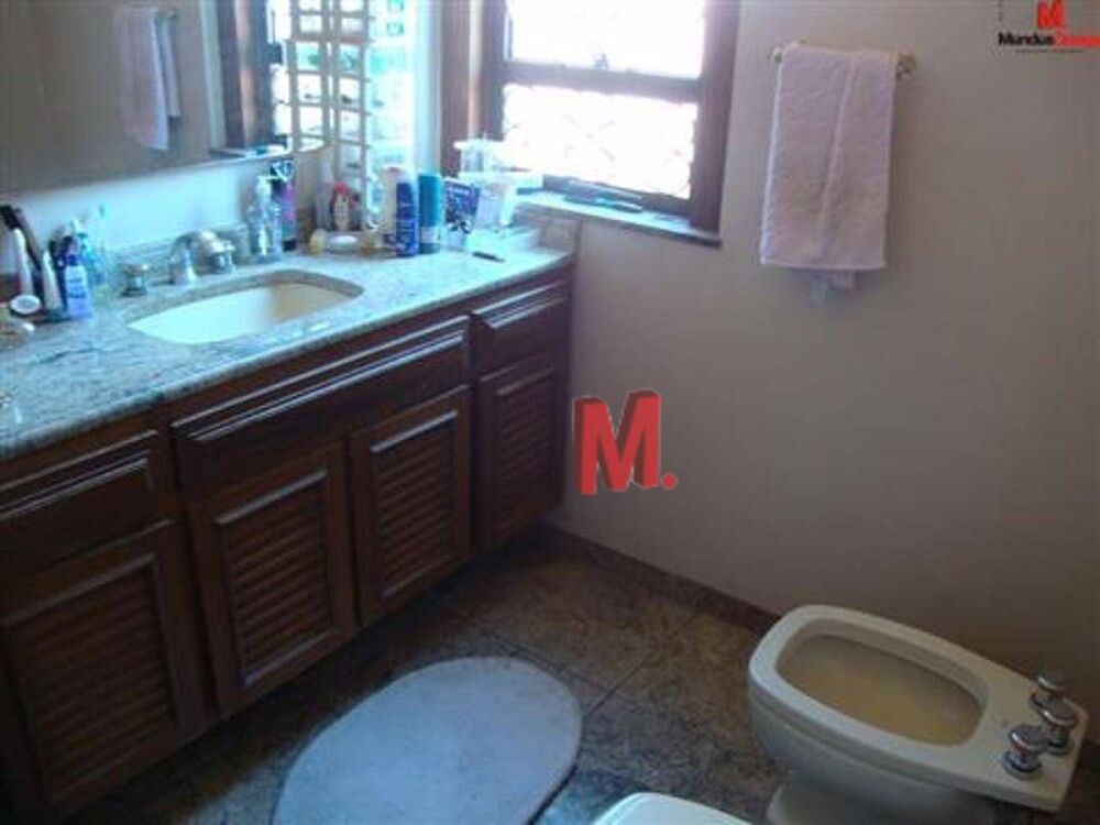 Casa, 4 quartos, 351 m² - Foto 2