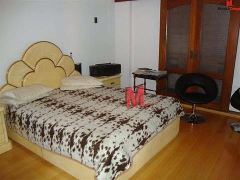 Casa, 4 quartos, 351 m² - Foto 1