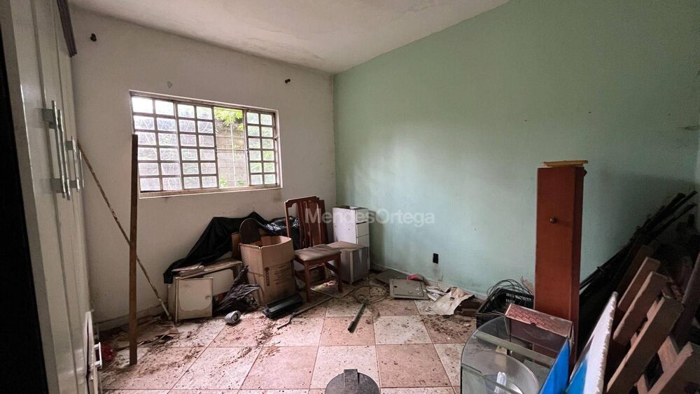Chácara à venda com 3 quartos, 140m² - Foto 3