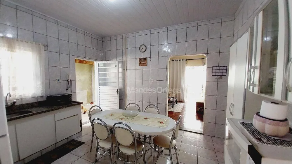Casa, 2 quartos, 169 m² - Foto 1