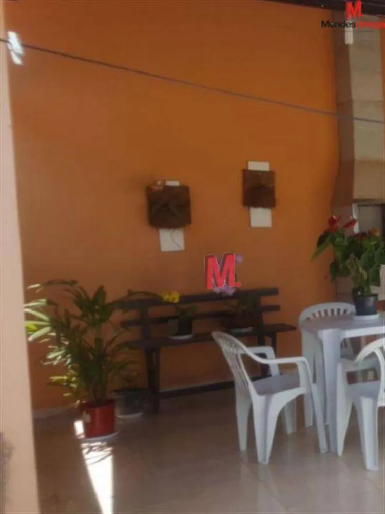 Casa, 2 quartos, 145 m² - Foto 2