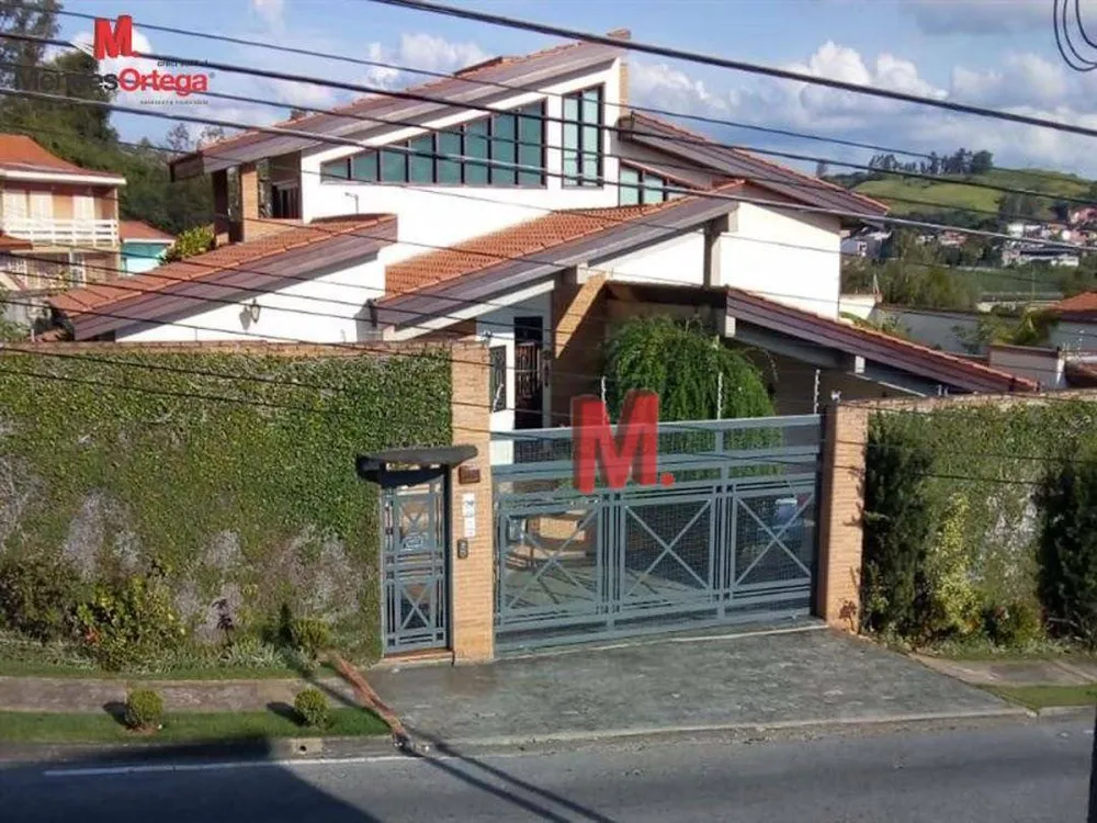 Casa, 4 quartos, 451 m² - Foto 1