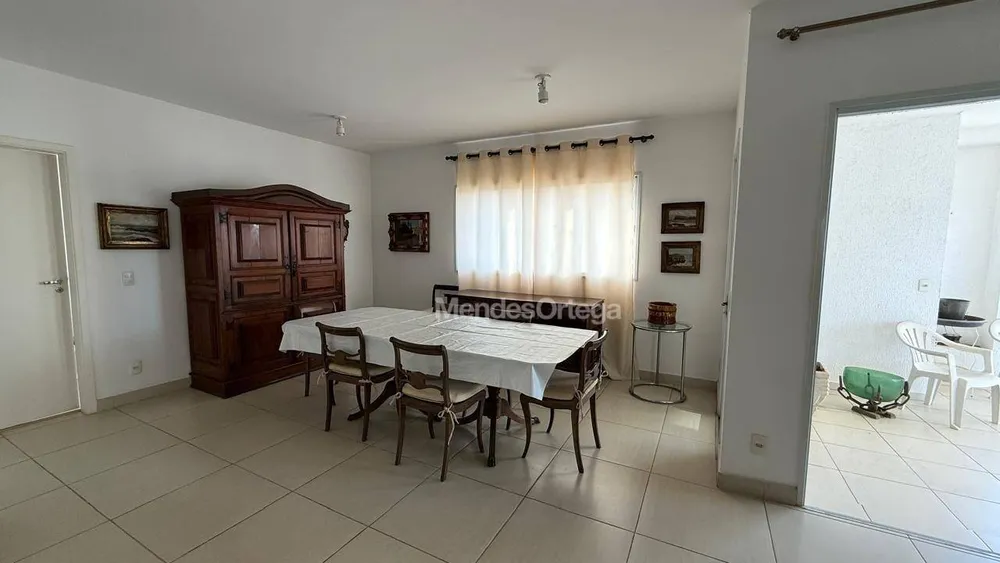 Apartamento, 3 quartos, 232 m² - Foto 2