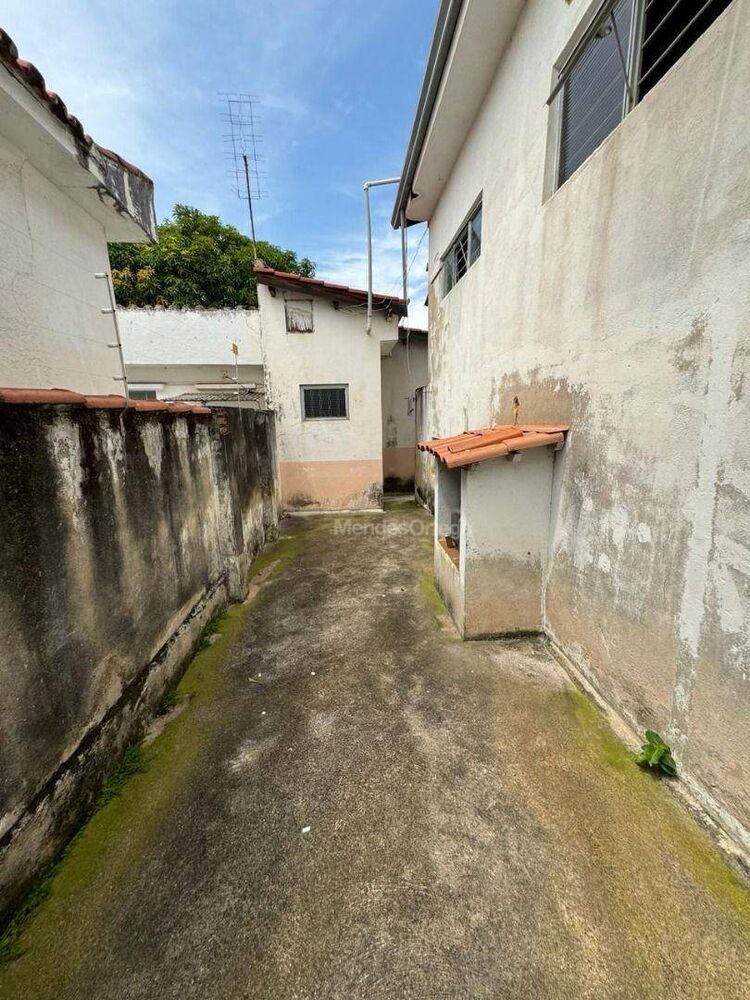 Casa, 3 quartos, 203 m² - Foto 2