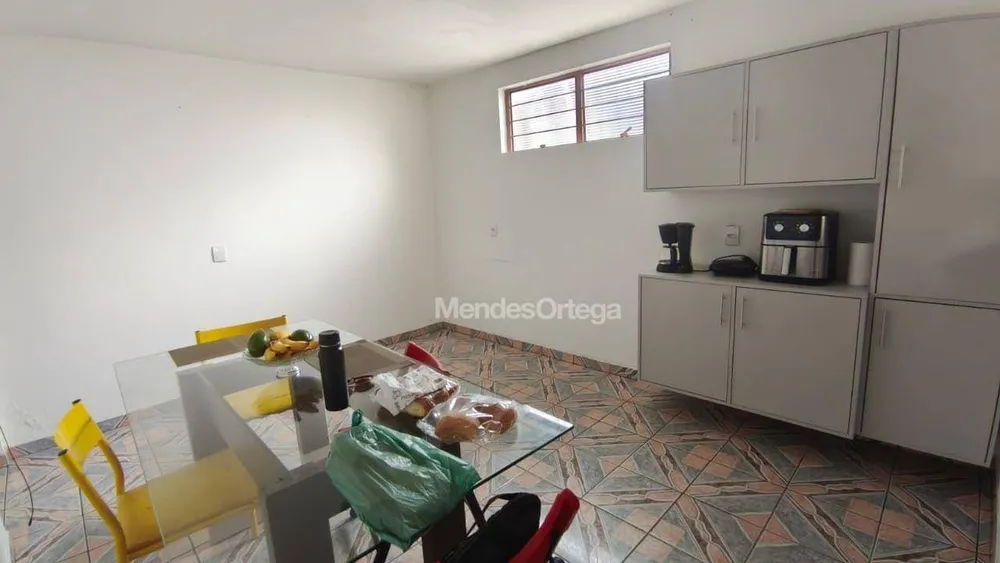 Casa, 2 quartos, 271 m² - Foto 3