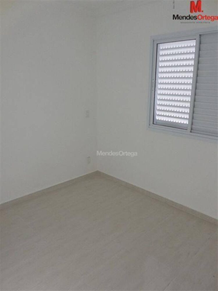 Apartamento para alugar com 3 quartos, 73m² - Foto 3