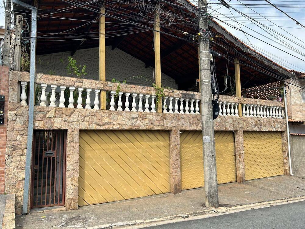 Casa, 3 quartos, 377 m² - Foto 1