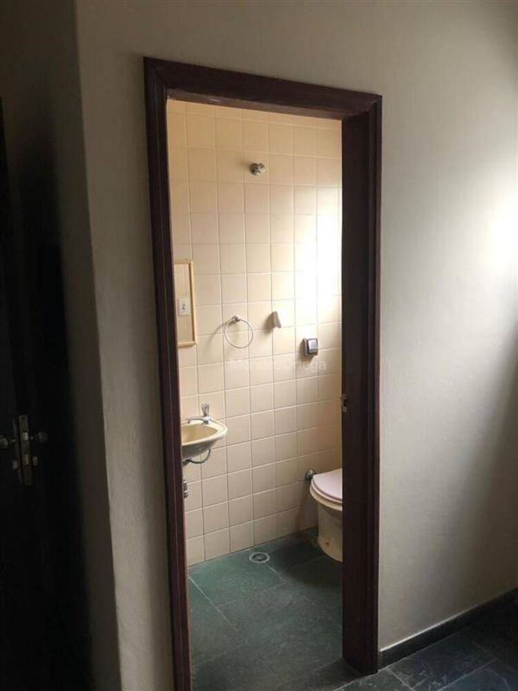 Prédio Inteiro para alugar, 250m² - Foto 3