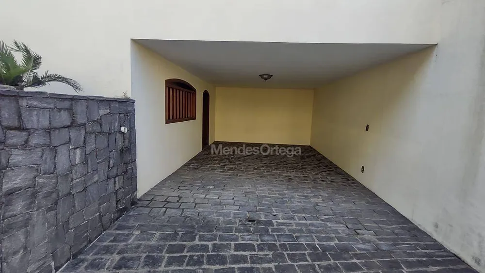 Casa, 3 quartos, 194 m² - Foto 3