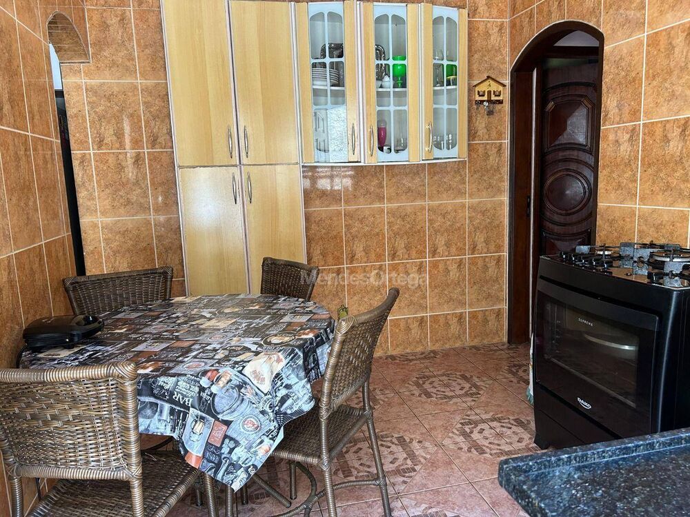 Casa, 3 quartos, 174 m² - Foto 4