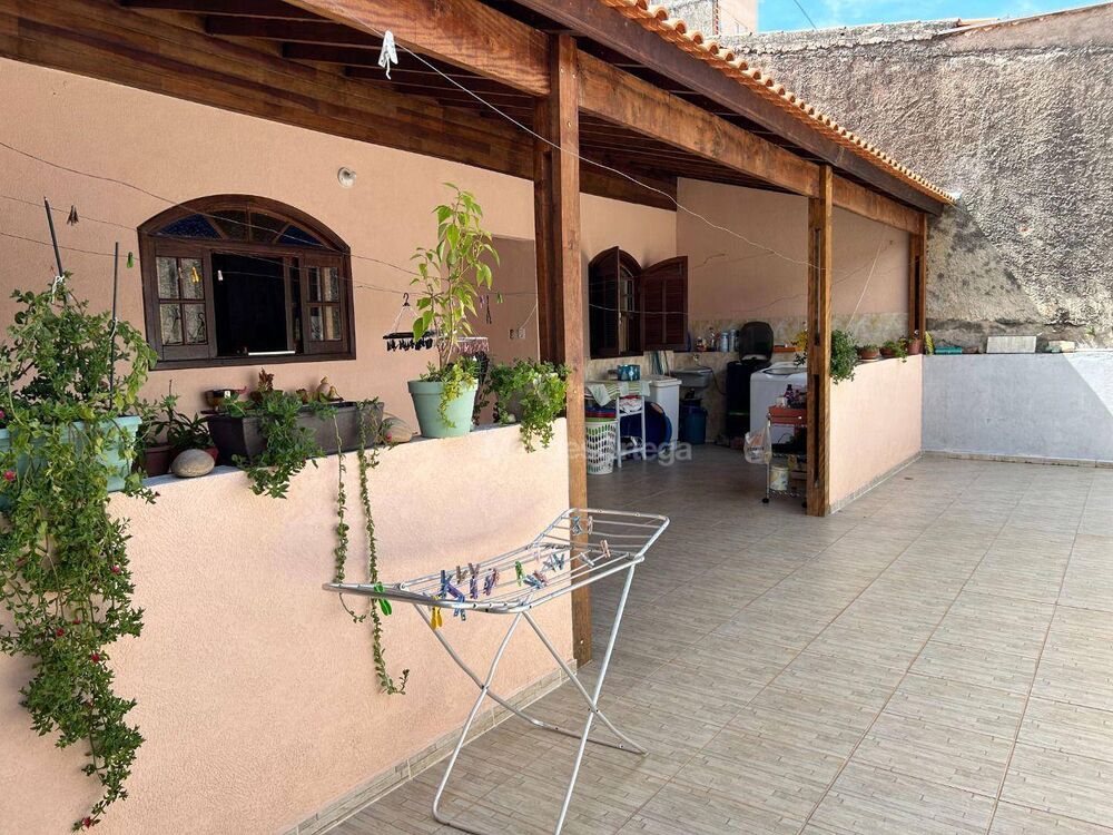 Casa, 3 quartos, 174 m² - Foto 2