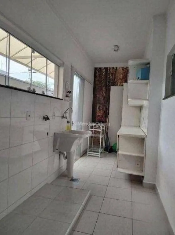 Casa, 3 quartos, 242 m² - Foto 7