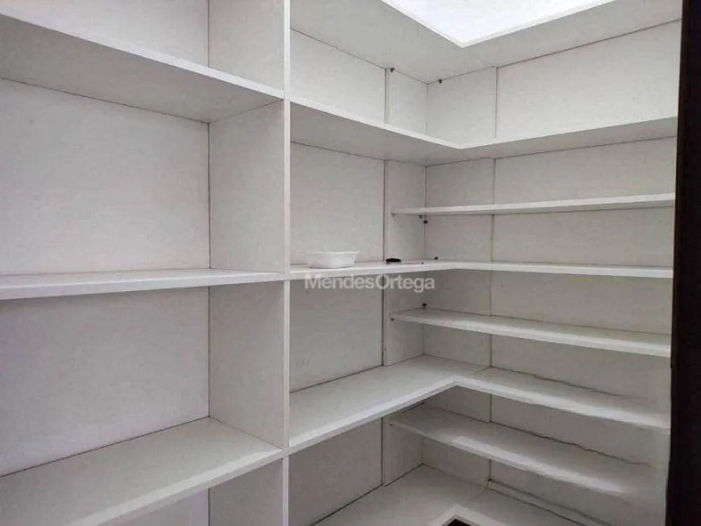 Casa, 3 quartos, 242 m² - Foto 6