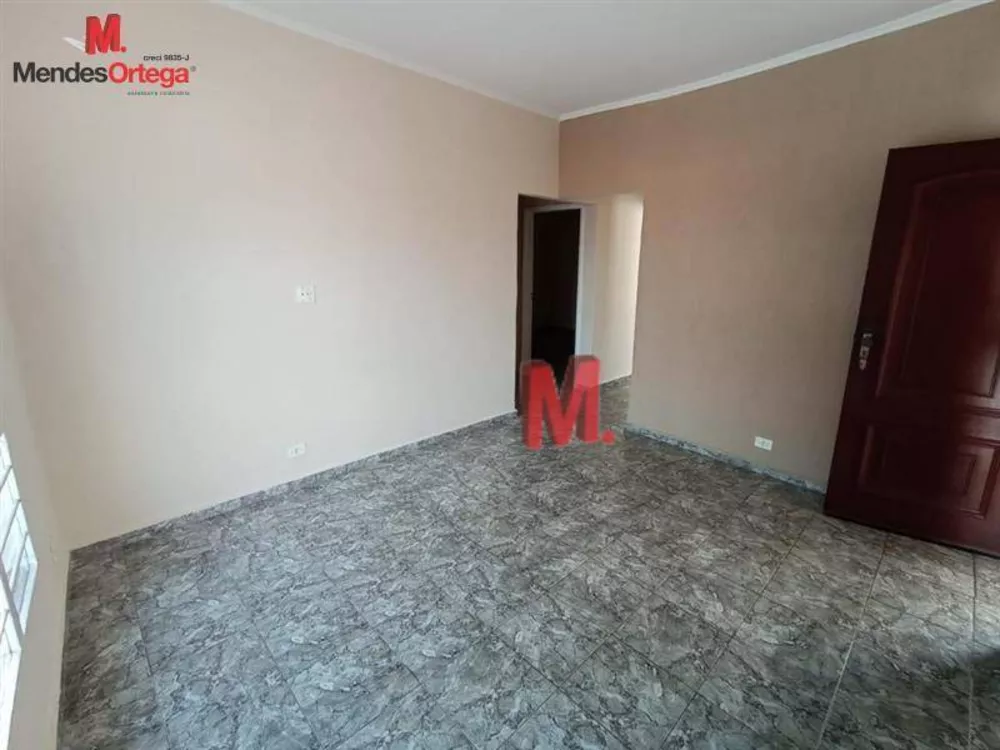 Casa à venda com 3 quartos, 141m² - Foto 2