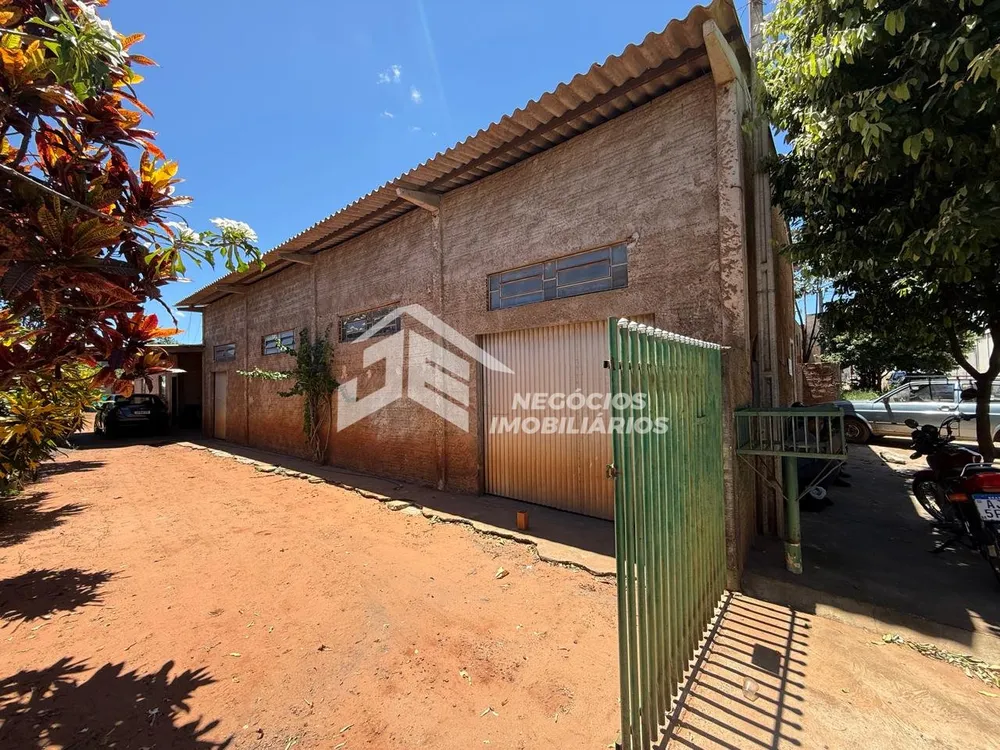 Depósito-Galpão, 250 m² - Foto 1