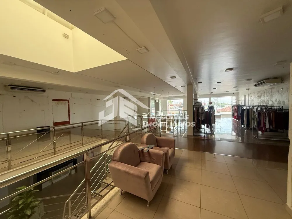 Loja-Salão, 636 m² - Foto 1