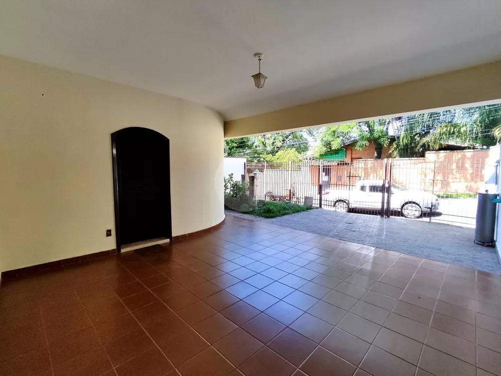 Sobrado à venda com 5 quartos, 338m² - Foto 2