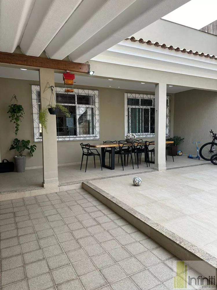 Casa, 2 quartos, 210 m² - Foto 1
