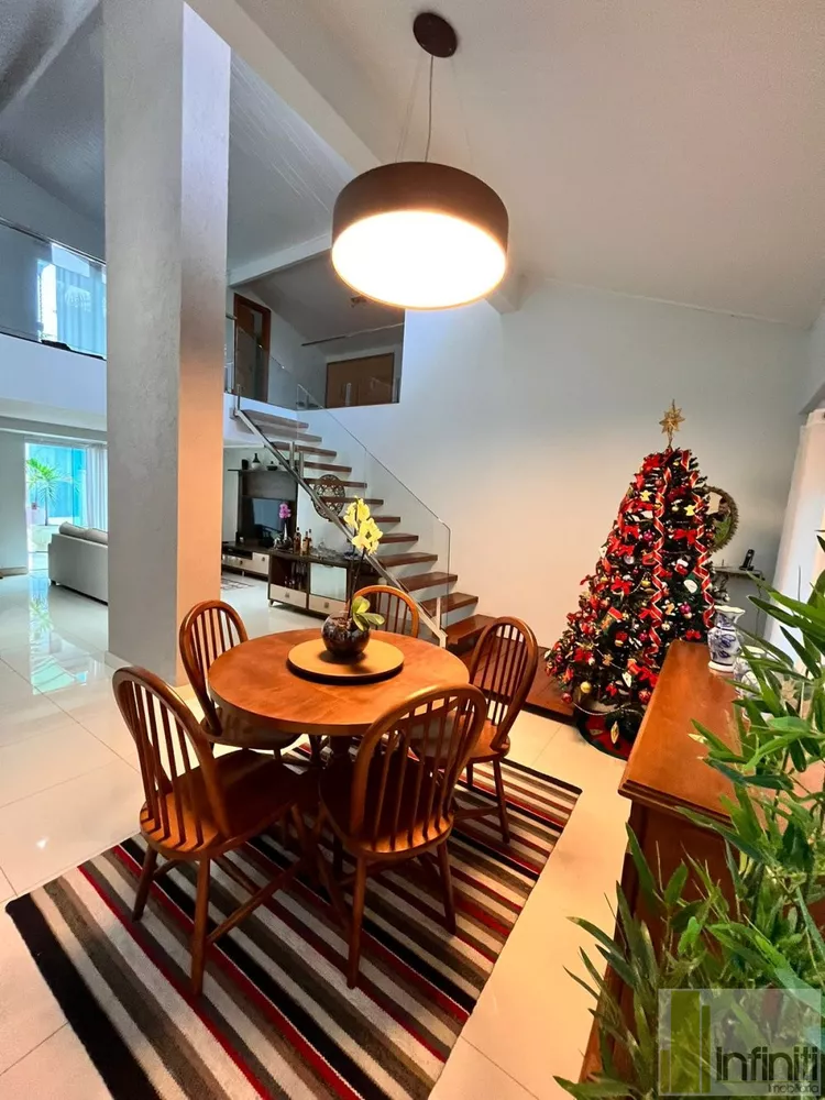 Casa, 5 quartos, 345 m² - Foto 8