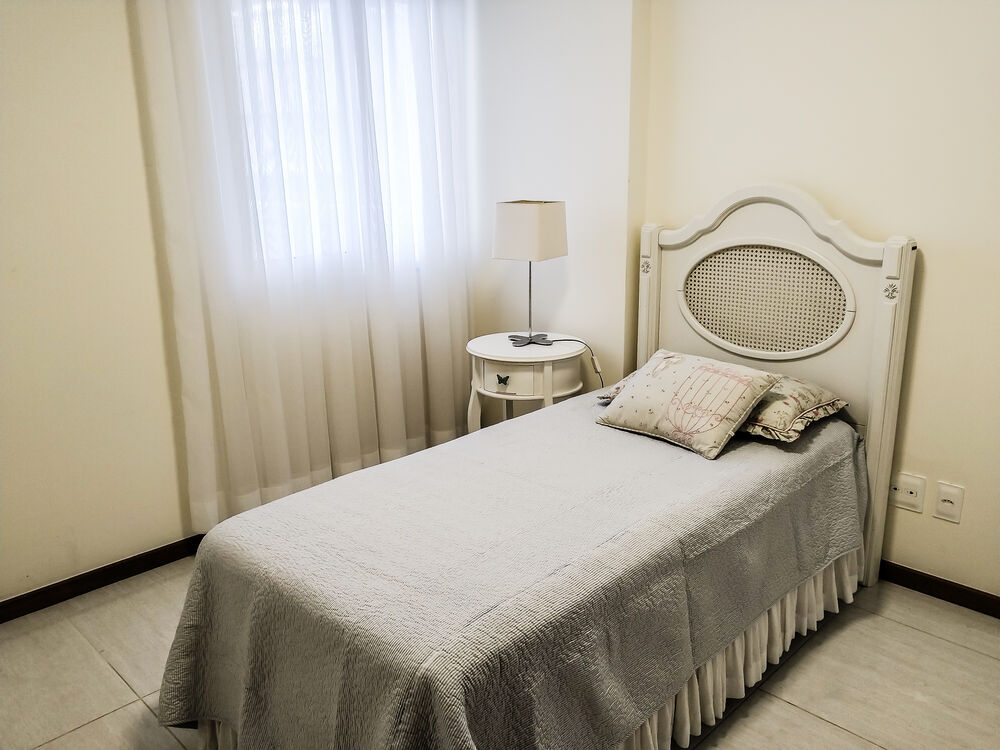 Apartamento à venda com 3 quartos, 115m² - Foto 3