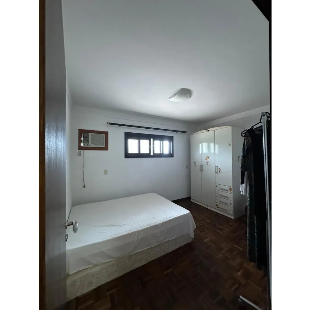 Casa, 4 quartos, 240 m² - Foto 10