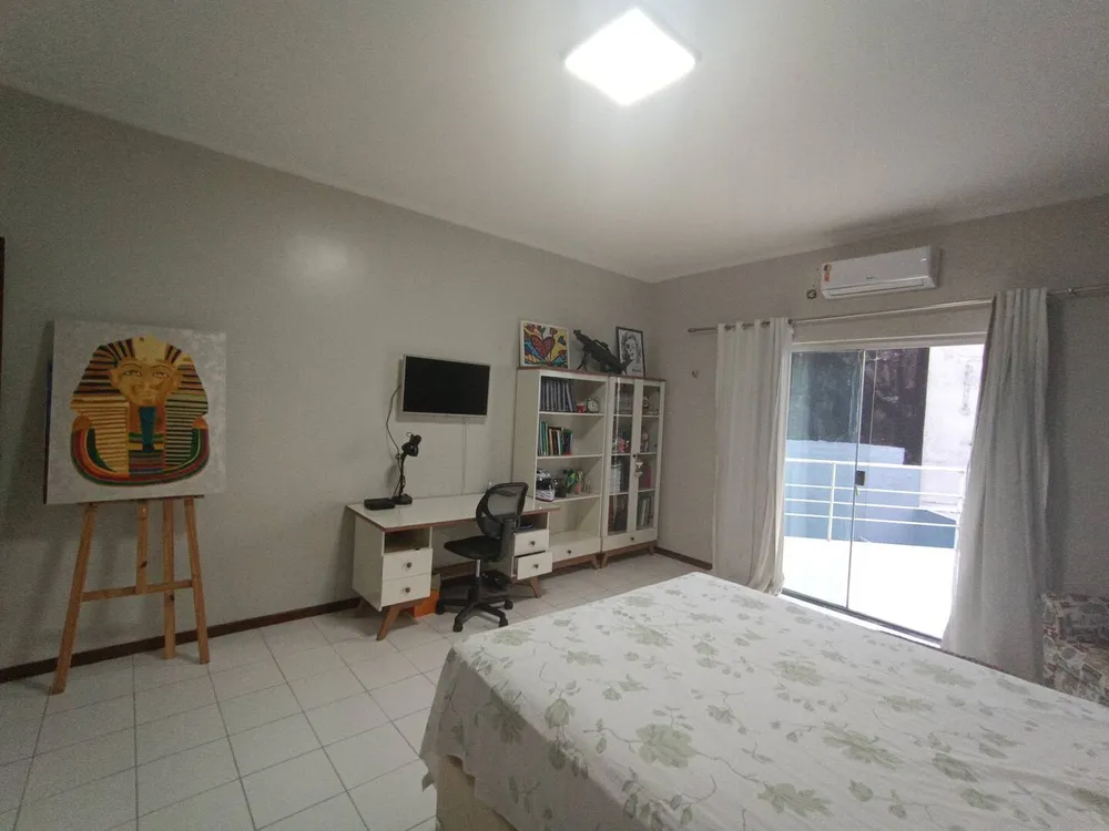 Casa, 4 quartos, 240 m² - Foto 9
