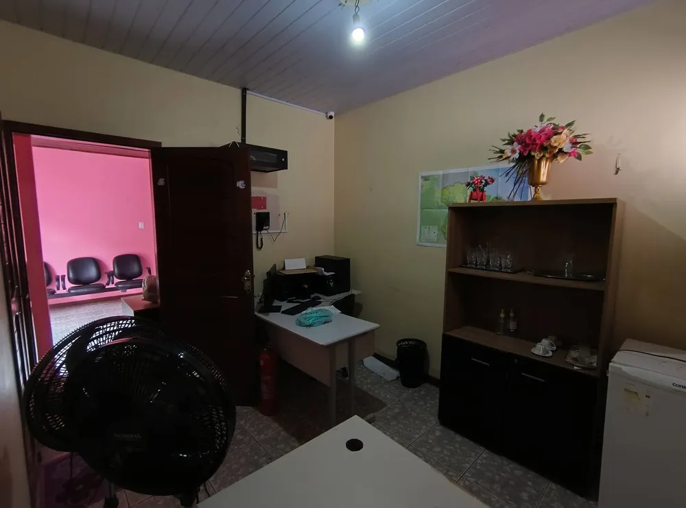Casa, 3 quartos, 200 m² - Foto 9