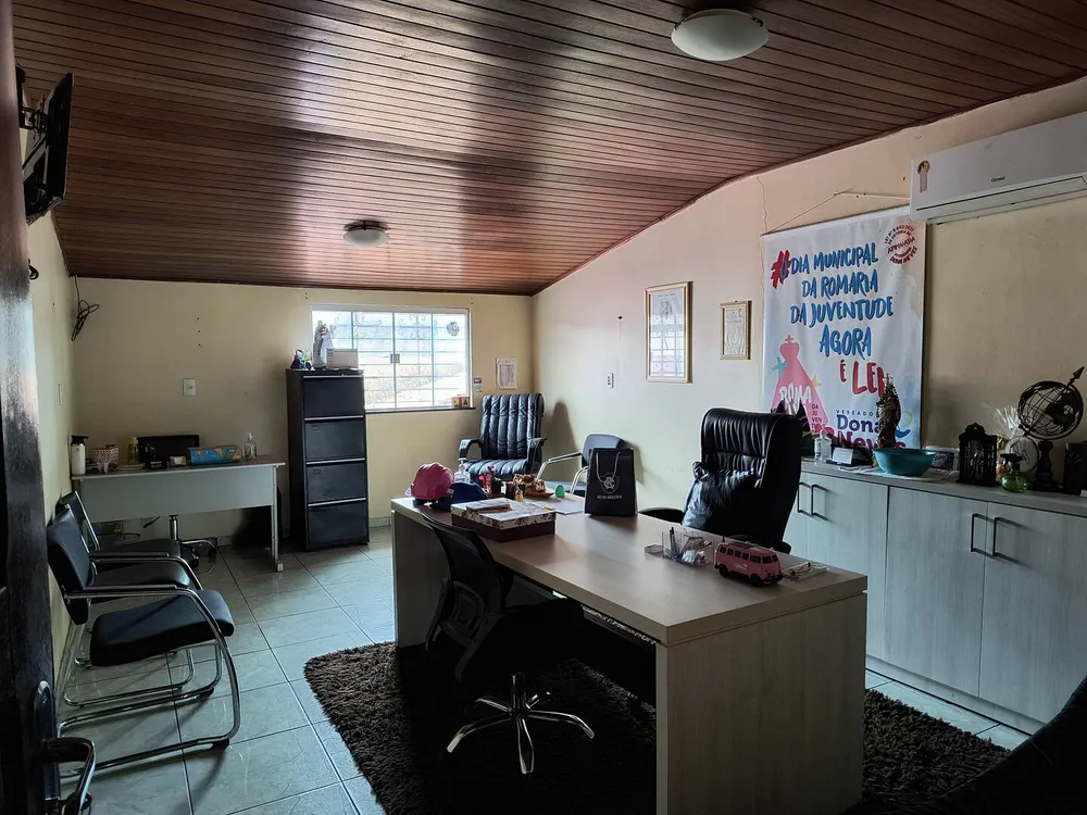 Casa, 3 quartos, 200 m² - Foto 1