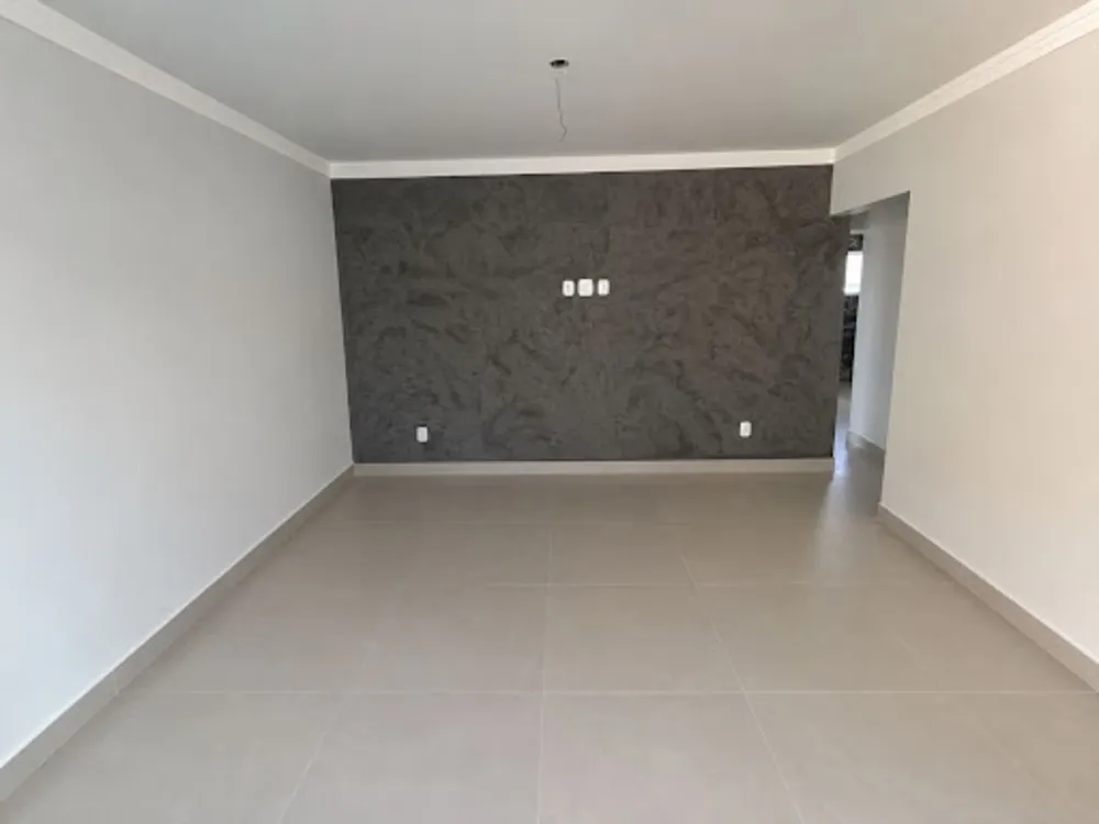 Casa, 2 quartos, 360 m² - Foto 1