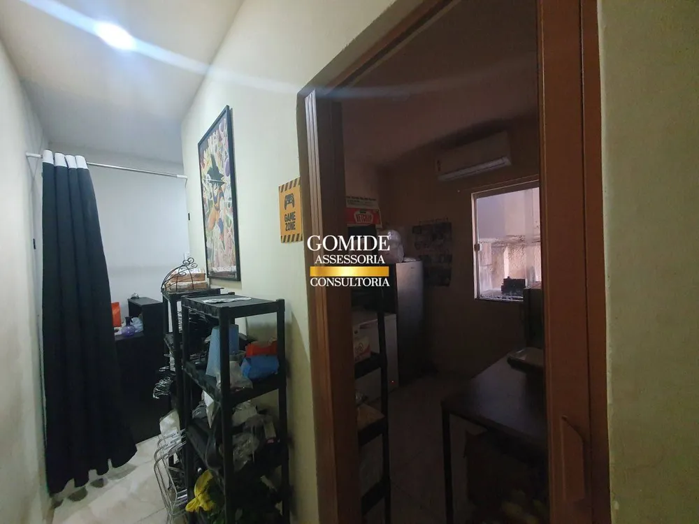 Casa, 2 quartos, 250 m² - Foto 11