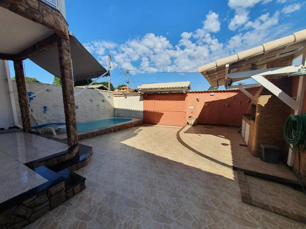 Casa, 3 quartos, 166 m² - Foto 1
