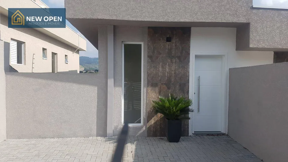 Casa, 3 quartos, 102 m² - Foto 1