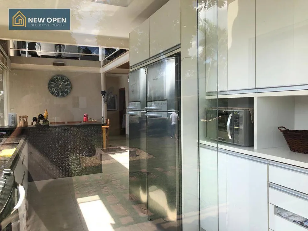 Casa, 5 quartos, 246 m² - Foto 3