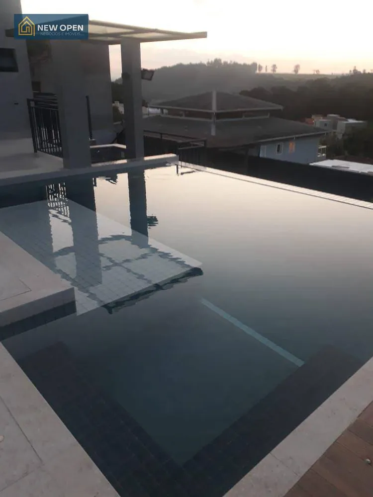 Casa, 4 quartos, 439 m² - Foto 1