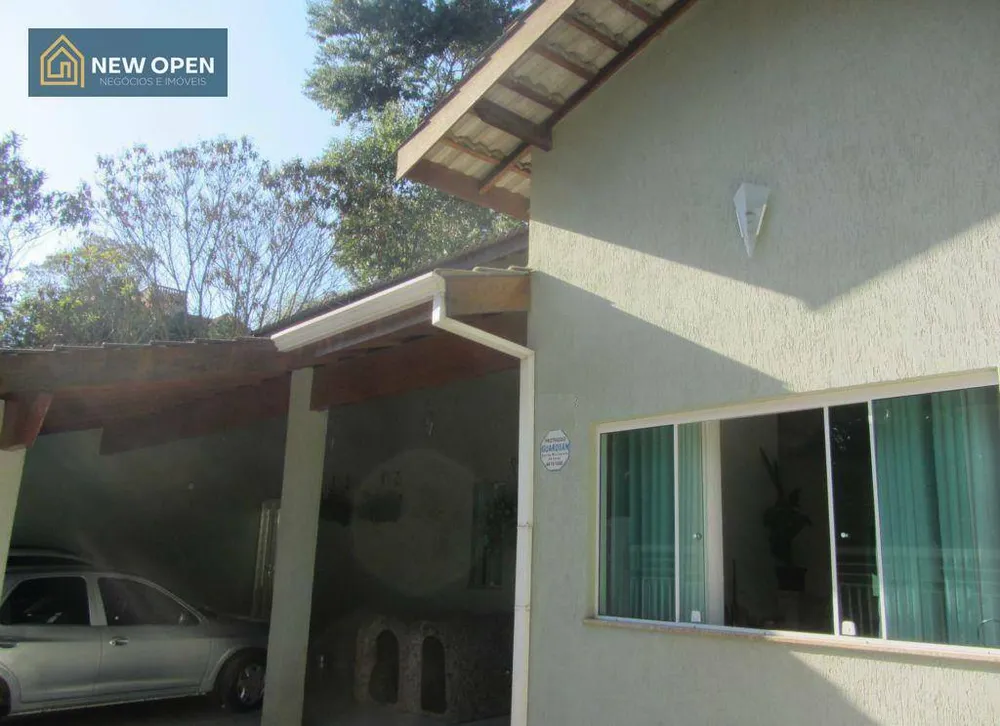 Casa, 3 quartos, 237 m² - Foto 1