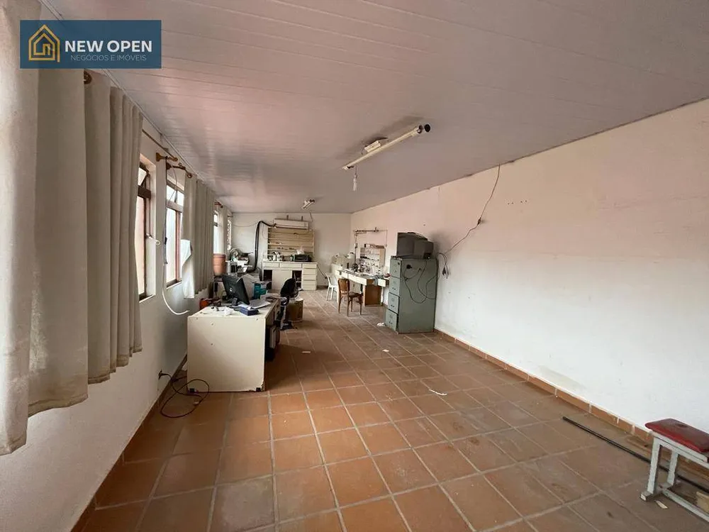 Casa, 4 quartos, 170 m² - Foto 2