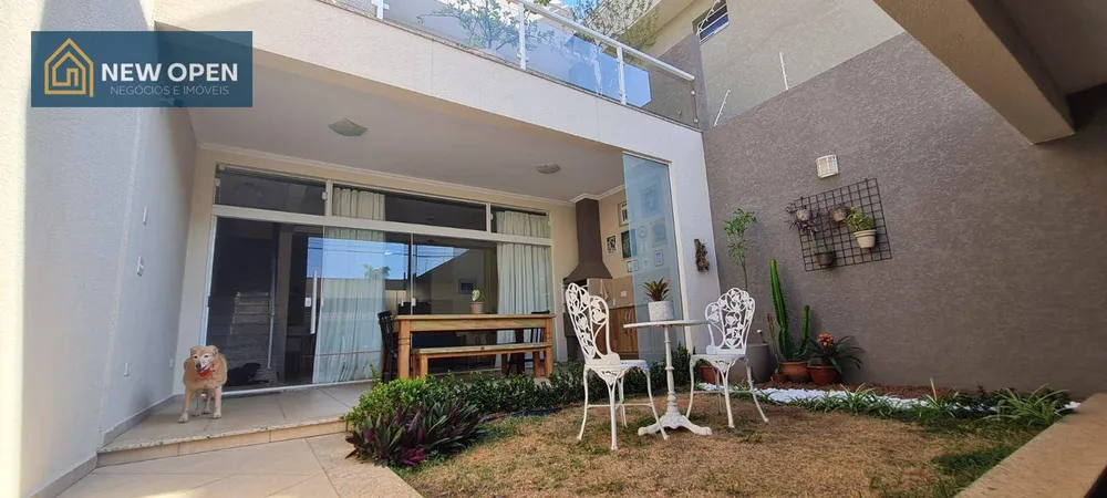 Casa, 3 quartos, 164 m² - Foto 2