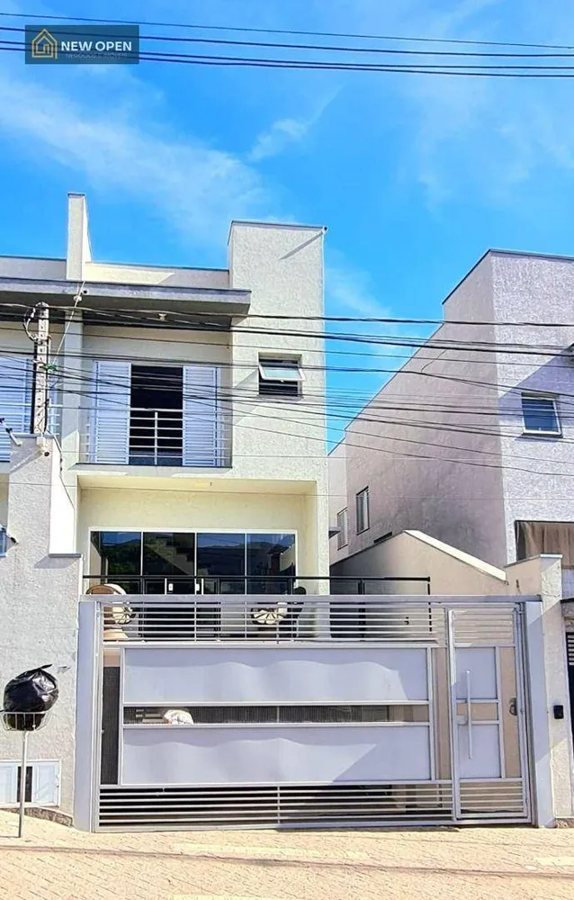 Casa, 3 quartos, 148 m² - Foto 2