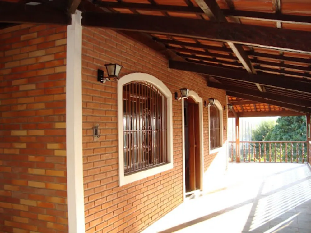 Chácara, 4 quartos, 1000 m² - Foto 1