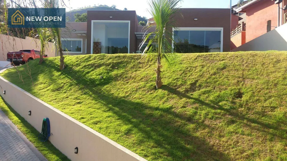Casa, 4 quartos, 236 m² - Foto 2