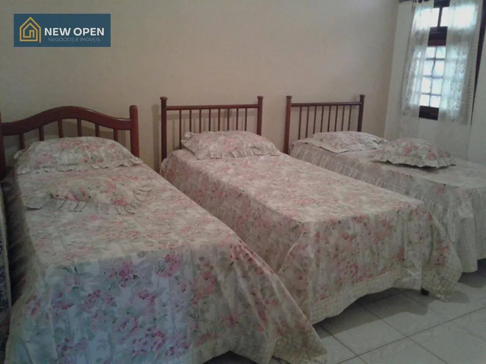 Casa, 4 quartos, 265 m² - Foto 2
