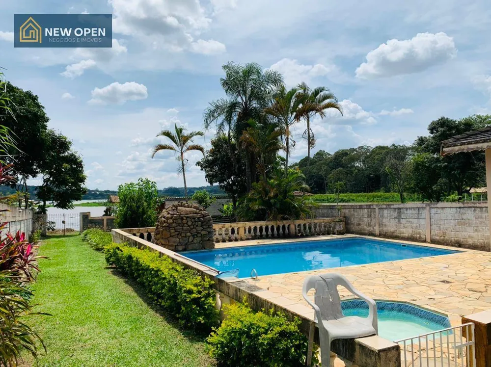 Chácara, 4 quartos, 960 m² - Foto 1