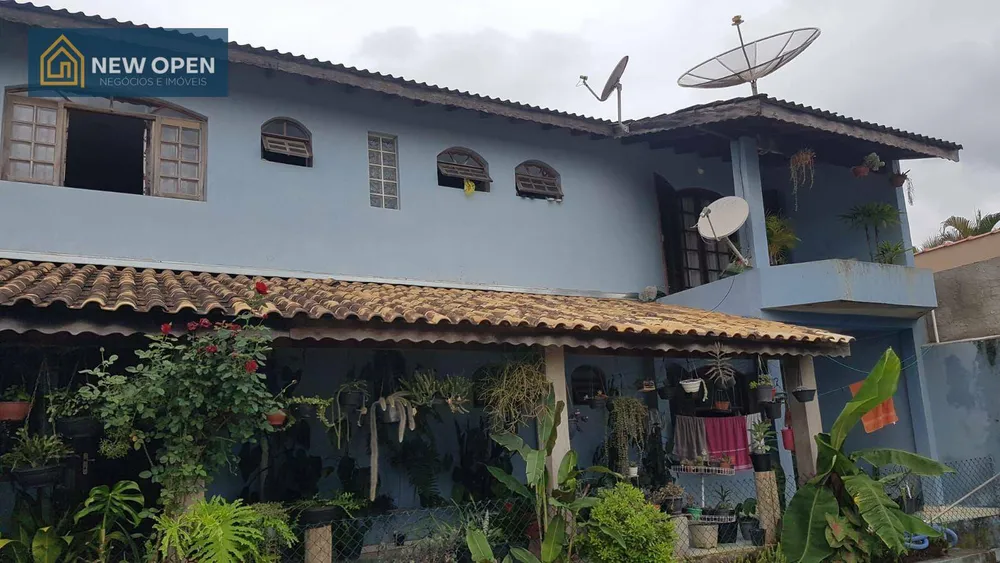 Casa, 4 quartos, 260 m² - Foto 1