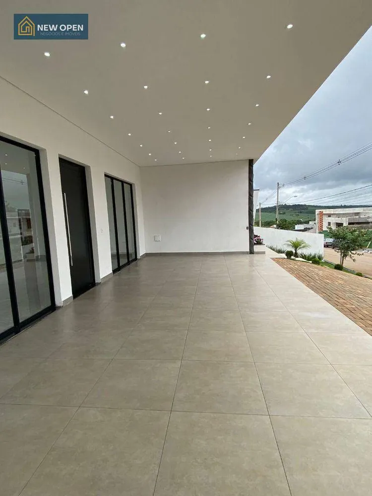 Casa, 3 quartos, 270 m² - Foto 2