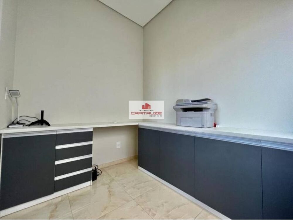 Casa, 3 quartos, 300 m² - Foto 1