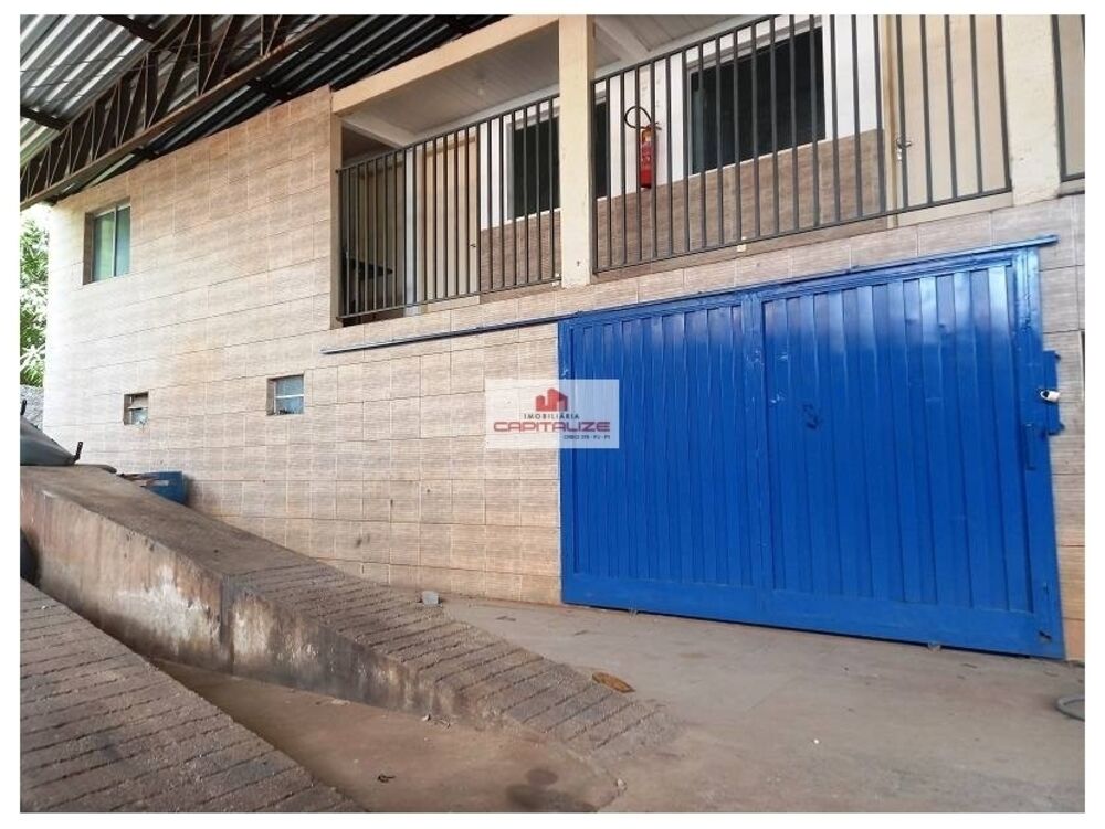 Depósito-Galpão-Armazém para alugar, 1350m² - Foto 1