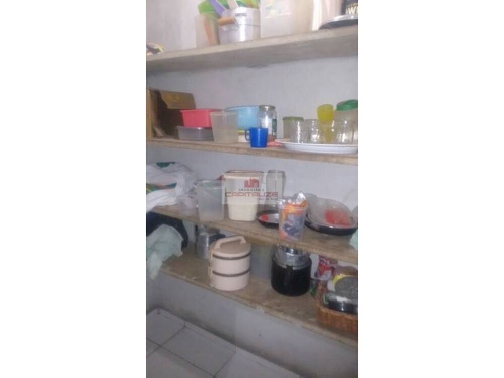 Casa à venda com 2 quartos, 100m² - Foto 6